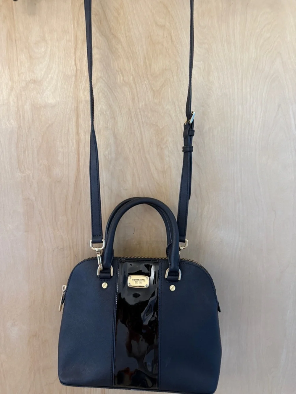 Michael Kors Cindy Large Dome Satchel - Saffiano & Patent